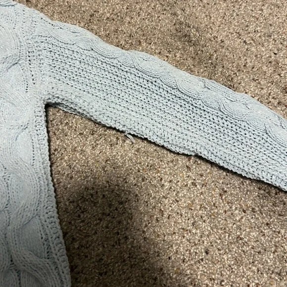 Derek Heart Light Blue and White Knit Sweater - Picture 4 of 5